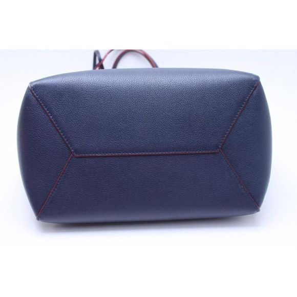 Louis Vuitton Lock Me Hippo Navy Blue - Picture 10 of 11